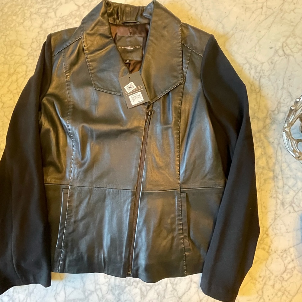 Gorgeous Classics Entier Atelier leather jacket with tags. XL Black. Never worn!